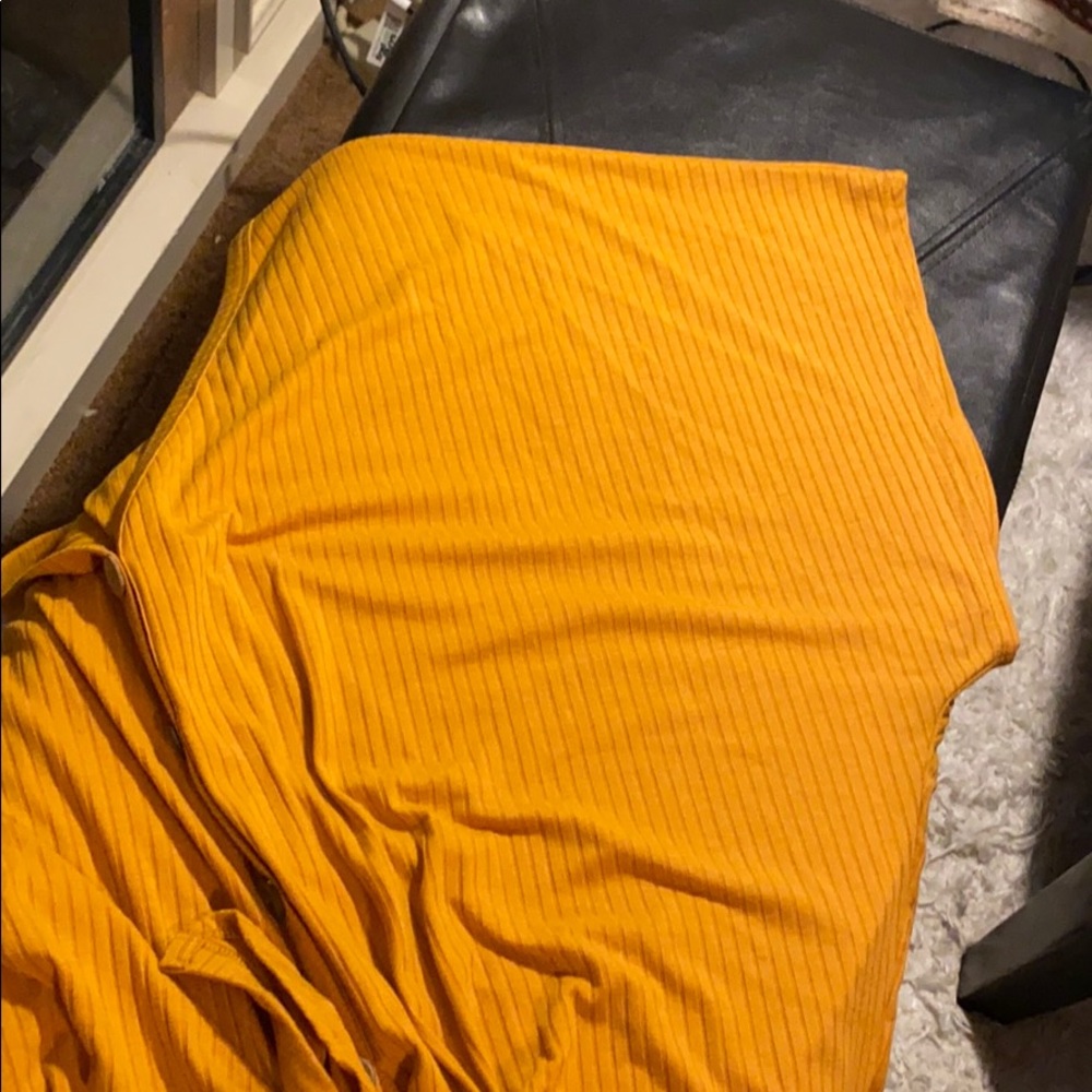 PLUS SIZE TOP - Picture 4 of 6